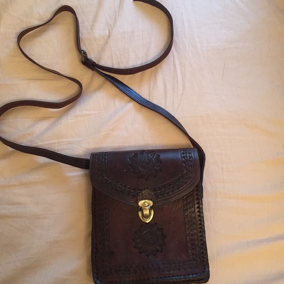 Leather crossbody bag from Barcelona! - Picture 2 of 3